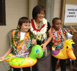 Kahakai Elementary kids with Teacher
