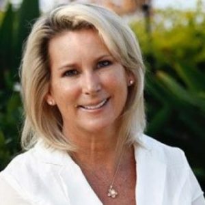 Cindy Regli Realtor Salesperson LUVA Real Estate